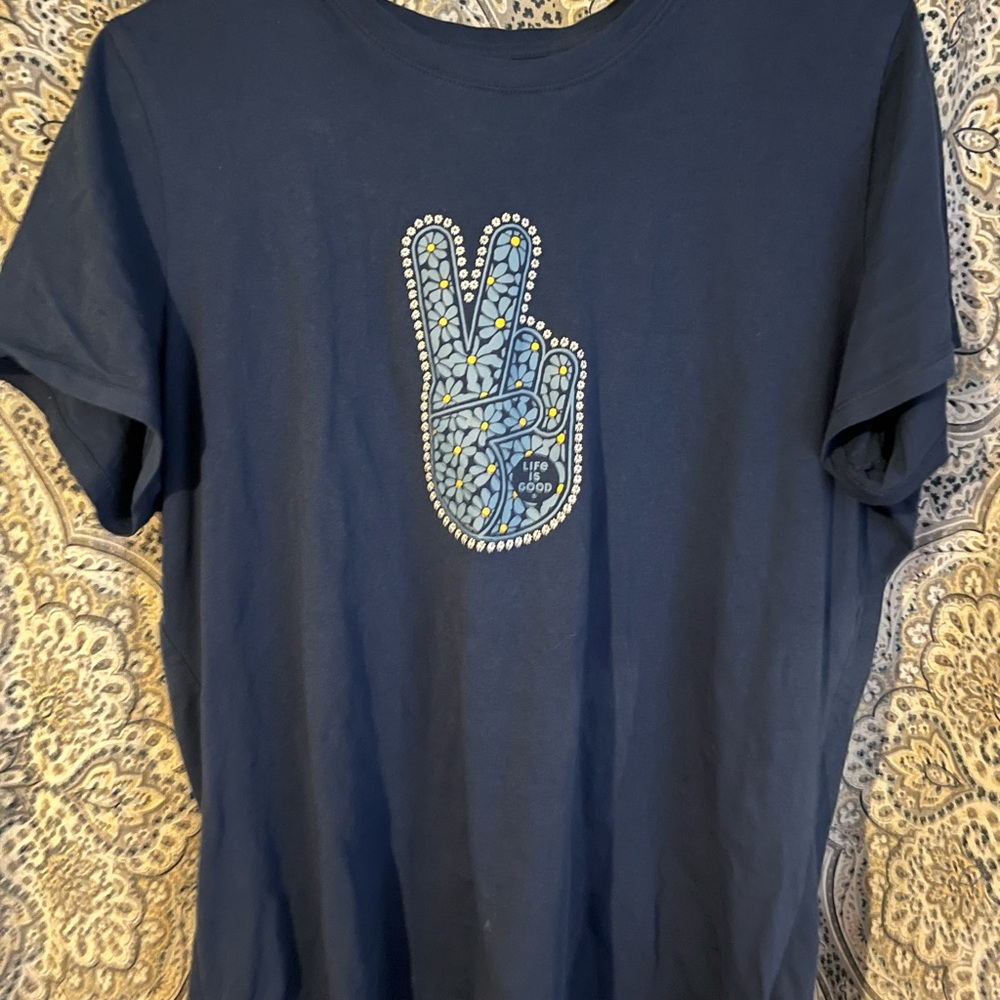 Brand new life is good tshirt!